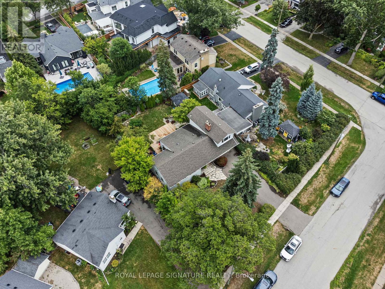 45 Crescent Road, Oakville, Ontario  L6K 1W3 - Photo 24 - W12679992