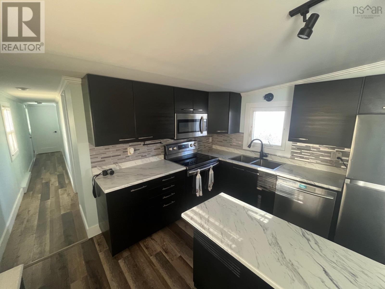 22 Sharon Drive, Middle Sackville, Nova Scotia  B4E 1E3 - Photo 13 - 202529465