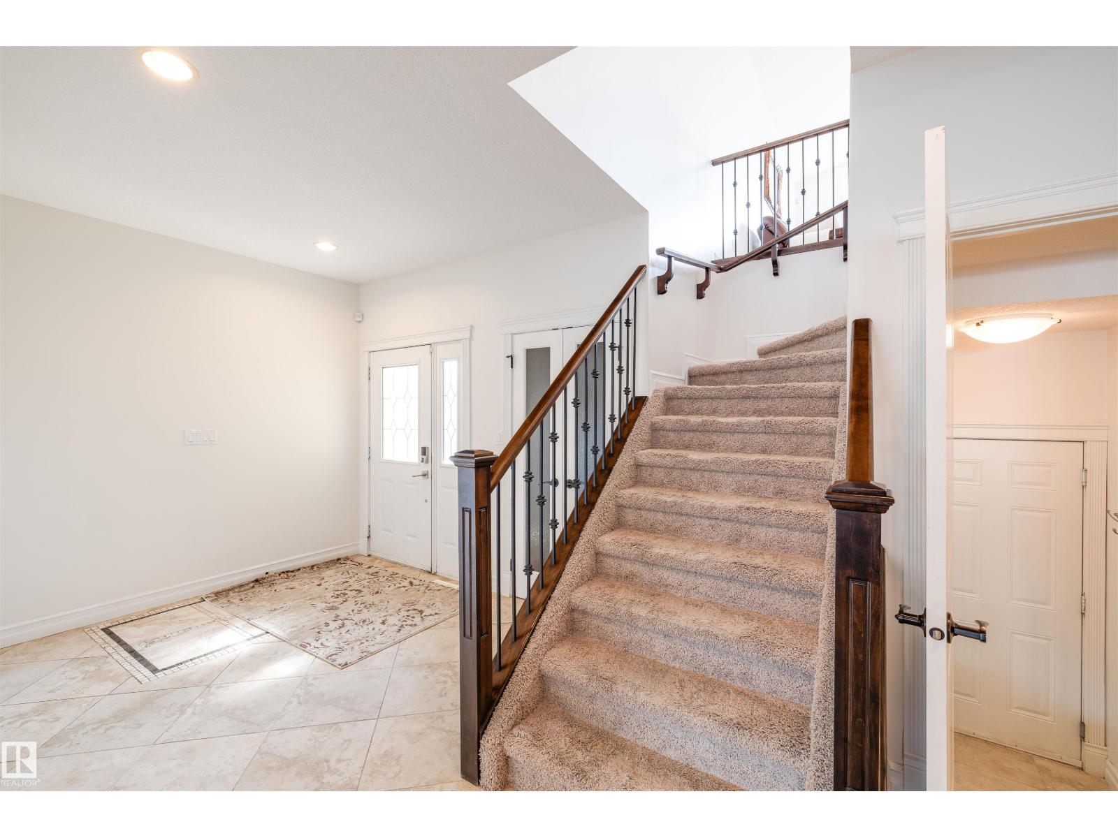 17003 71 St Nw, Edmonton, Alberta  T5Z 0G9 - Photo 2 - E4469515