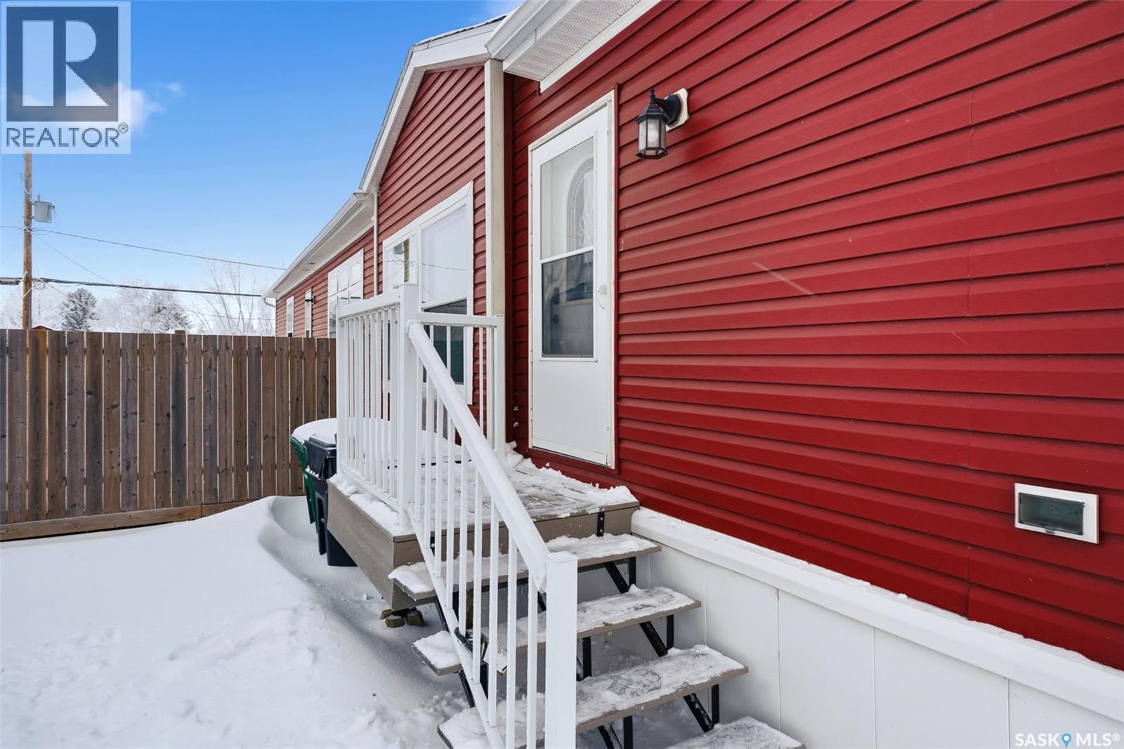 61 Walters Court, Pilot Butte, Saskatchewan  S0G 3Z0 - Photo 3 - SK026462