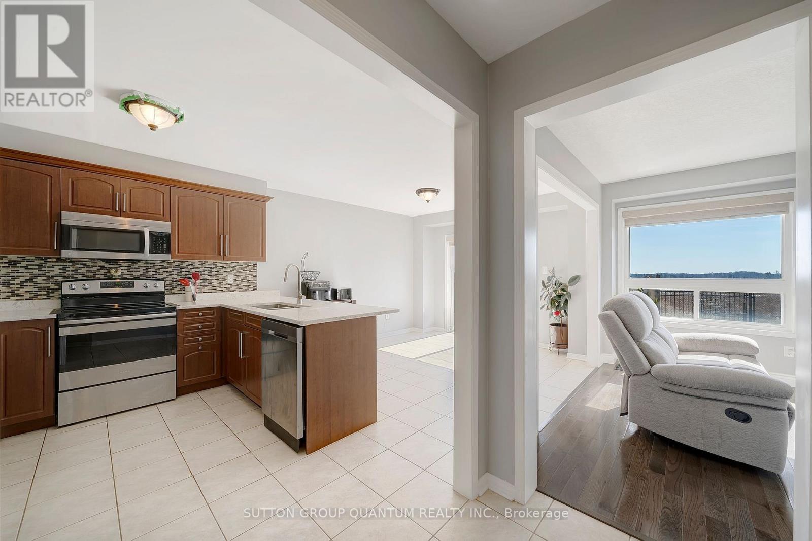 157 Voyager Pass, Hamilton, Ontario  L0R 1C0 - Photo 8 - X12679708