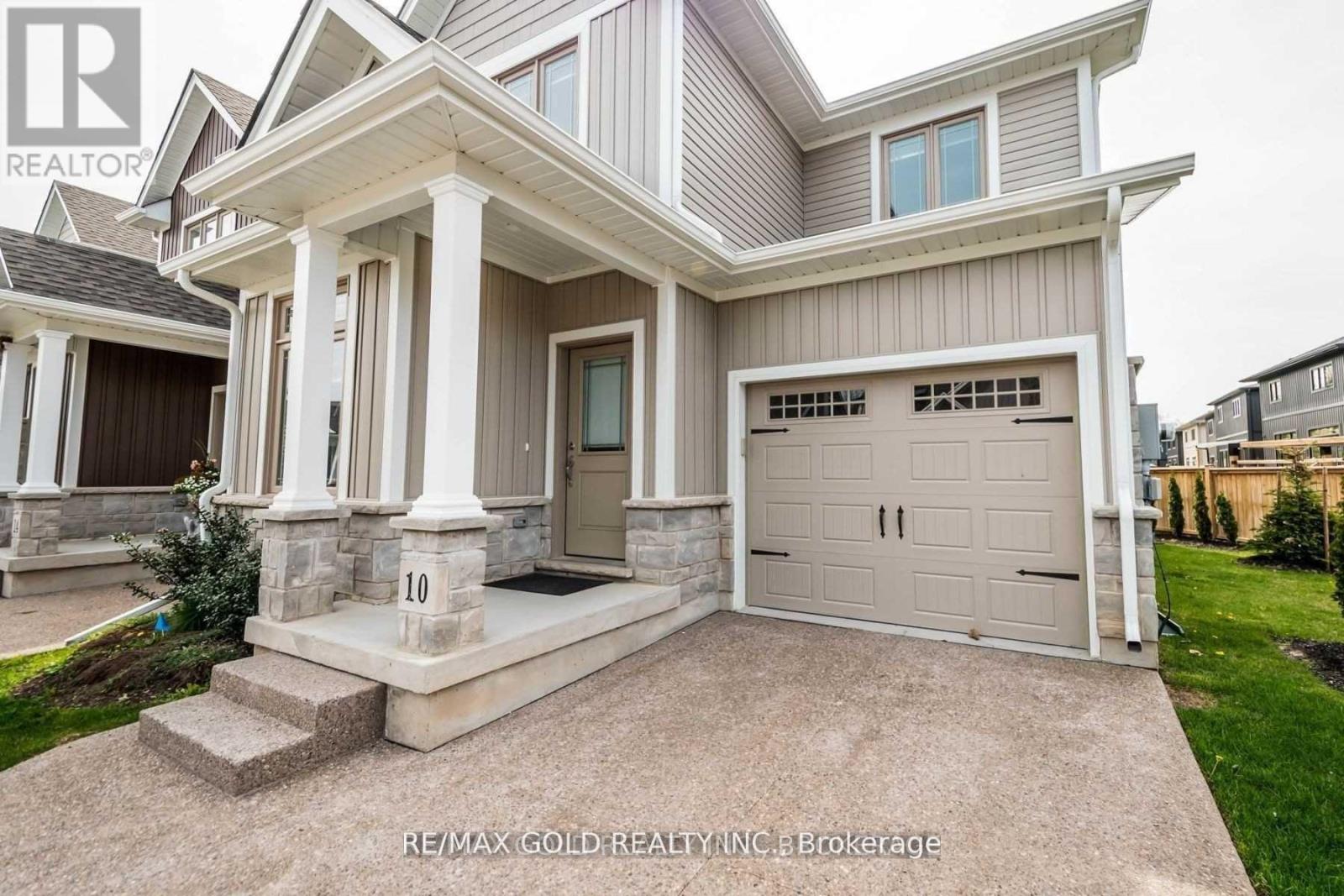 10 Thomas Burns Common, St. Catharines, Ontario  L2N 0B1 - Photo 2 - X12679746