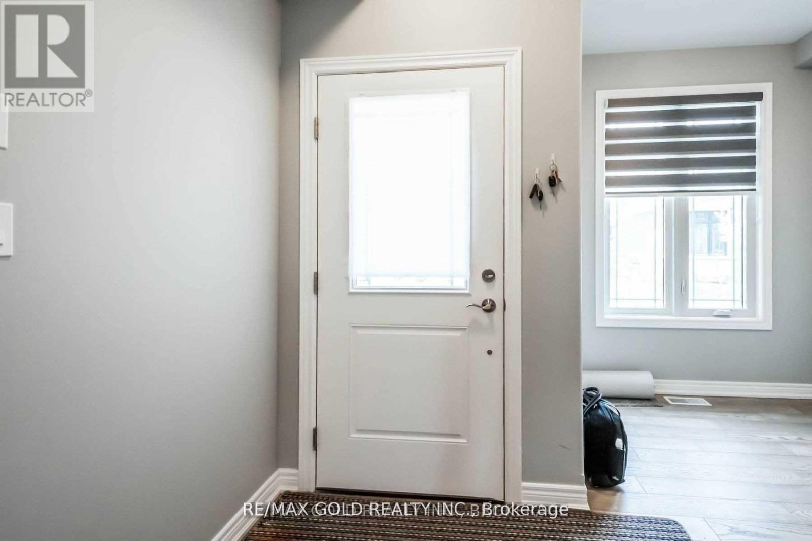 10 Thomas Burns Common, St. Catharines, Ontario  L2N 0B1 - Photo 5 - X12679746