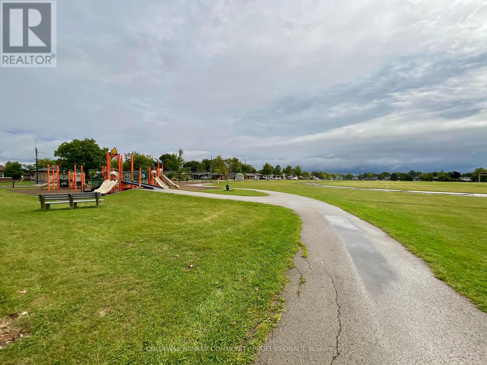 4 Rosanne Crescent, Hamilton, Ontario  L8T 2T7 - Photo 22 - X12679784