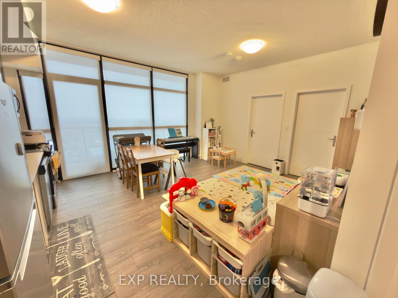 2514 - 60 Frederick Street, Kitchener, Ontario  N2H 0C7 - Photo 8 - X12679786