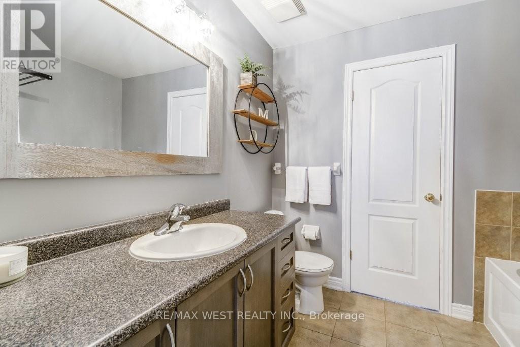 53 Cole Street, Hamilton, Ontario  L8B 0R2 - Photo 24 - X12679884