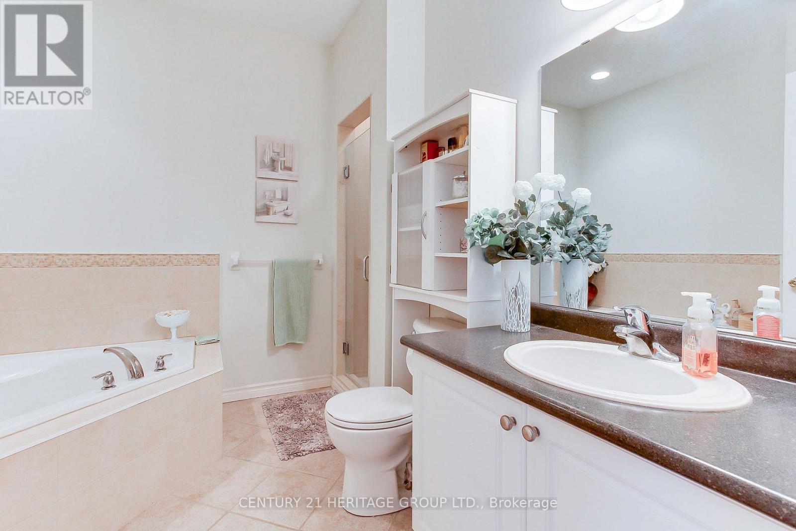 28 - 174 Lindsay Street N, Kawartha Lakes, Ontario K9V 0A3 - Photo 23 - X12679888