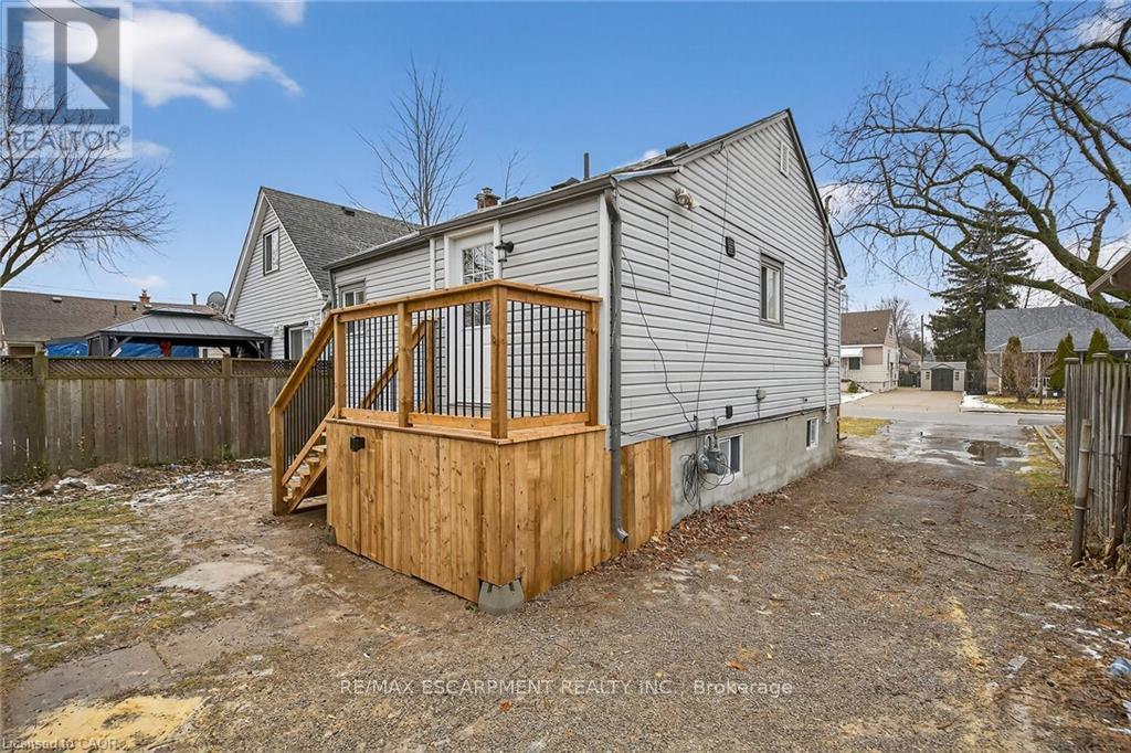 156 Walter Avenue N, Hamilton, Ontario  L8H 5R2 - Photo 36 - X12679912