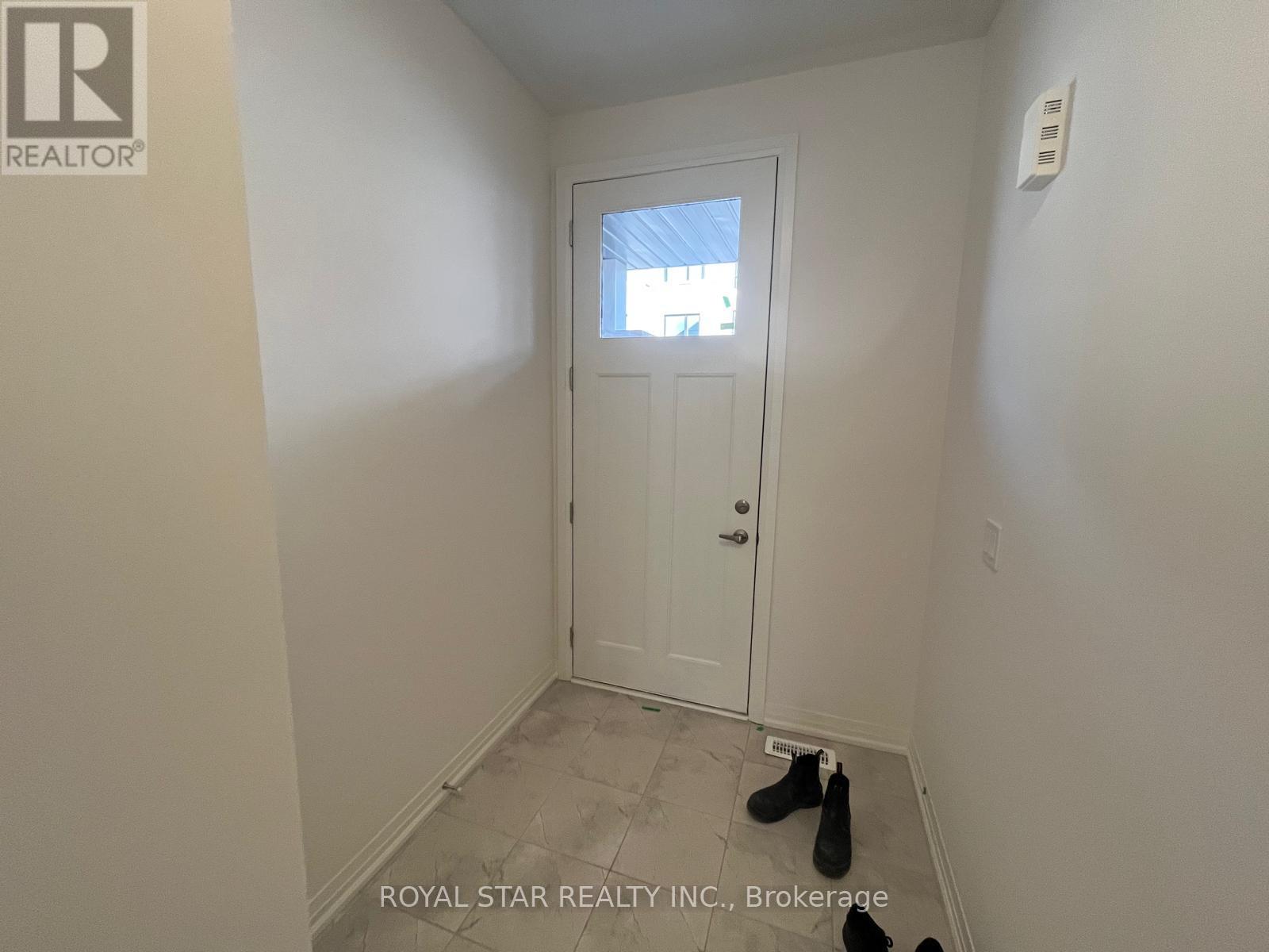 21 - 474 Provident Way, Hamilton, Ontario  L0R 1W0 - Photo 2 - X12679938