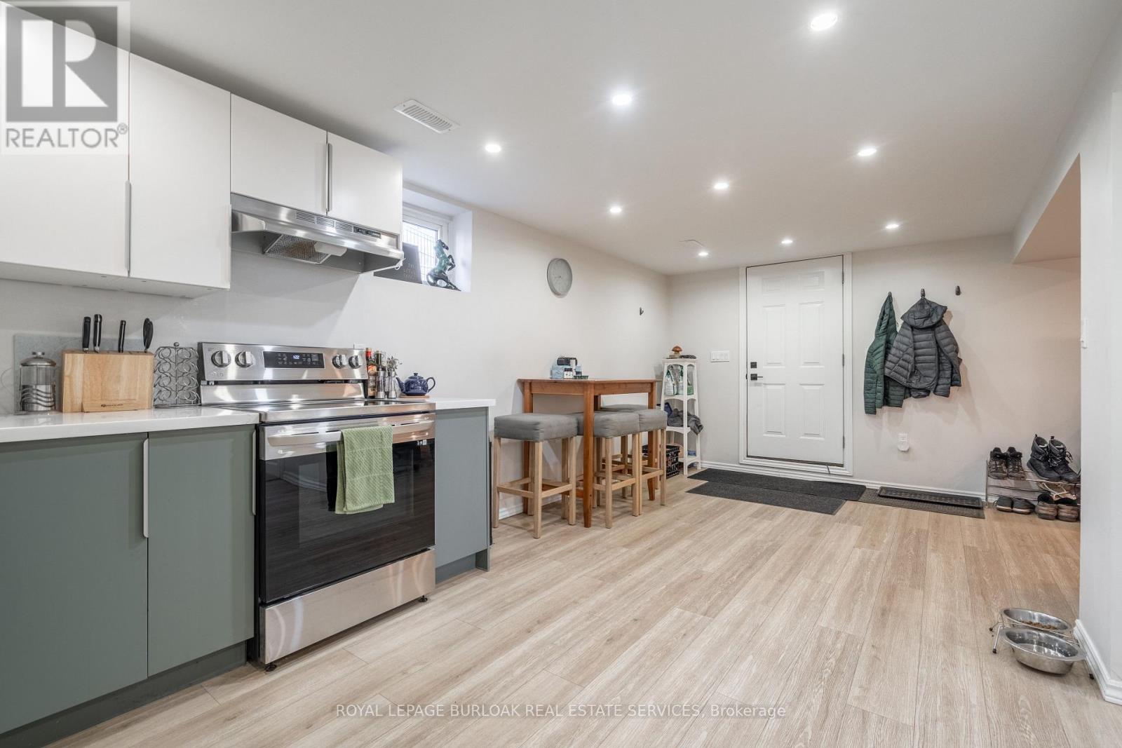 Lower - 564 Waterloo Street, Hamilton, Ontario  L8H 6V5 - Photo 7 - X12679986