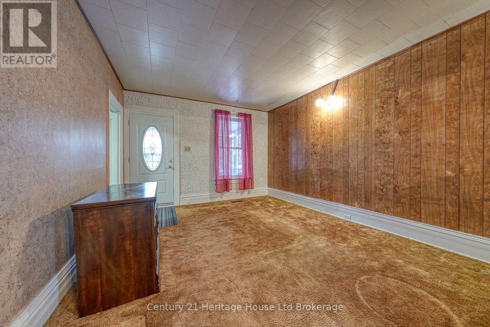 12 Sydenham Street, Woodstock, Ontario  N4S 7B2 - Photo 10 - X12679060