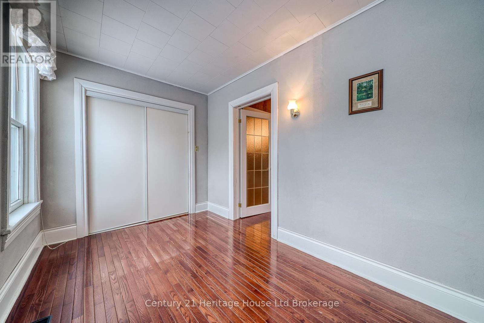 12 Sydenham Street, Woodstock, Ontario  N4S 7B2 - Photo 20 - X12679060