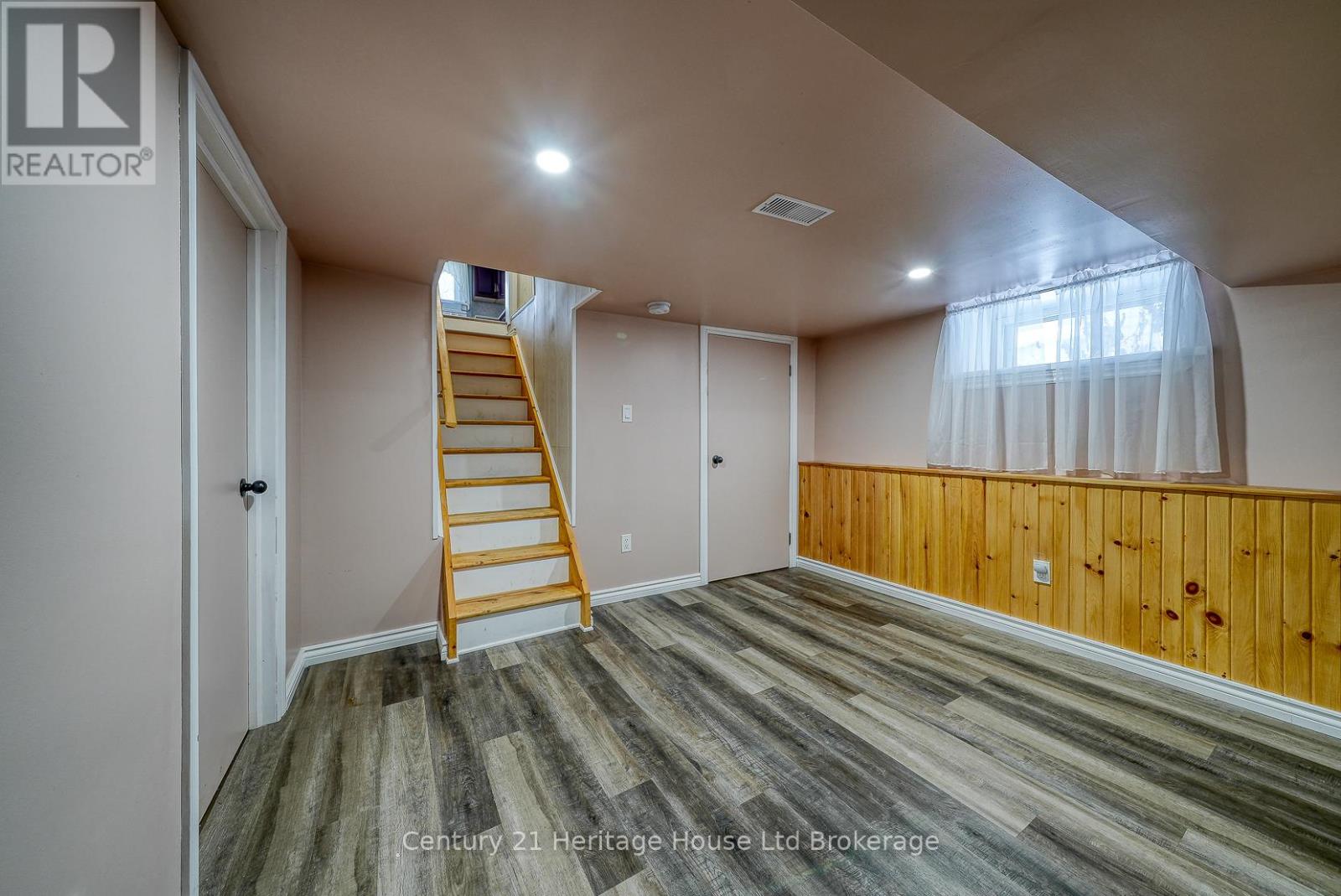 12 Sydenham Street, Woodstock, Ontario  N4S 7B2 - Photo 27 - X12679060