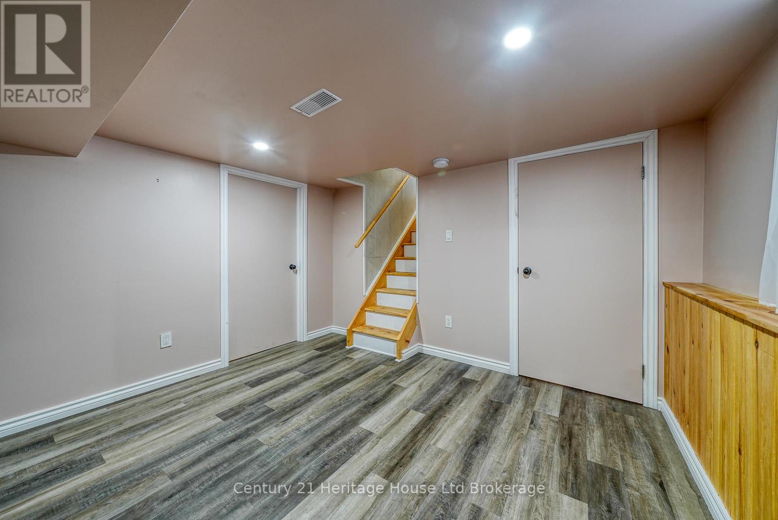 12 Sydenham Street, Woodstock, Ontario  N4S 7B2 - Photo 28 - X12679060