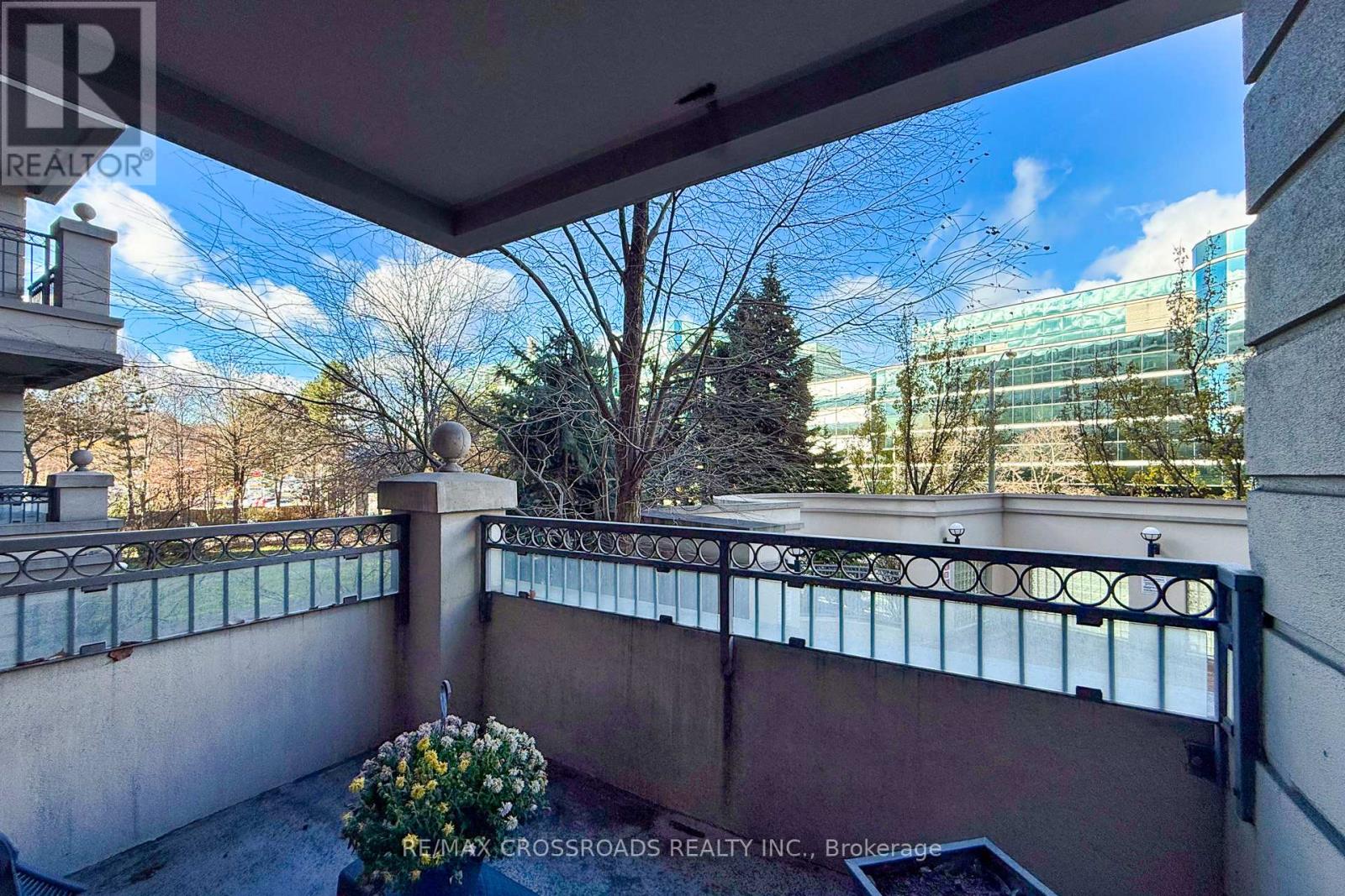 210 - 10 Old York Mills Road, Toronto, Ontario  M2P 2G9 - Photo 24 - C12657522