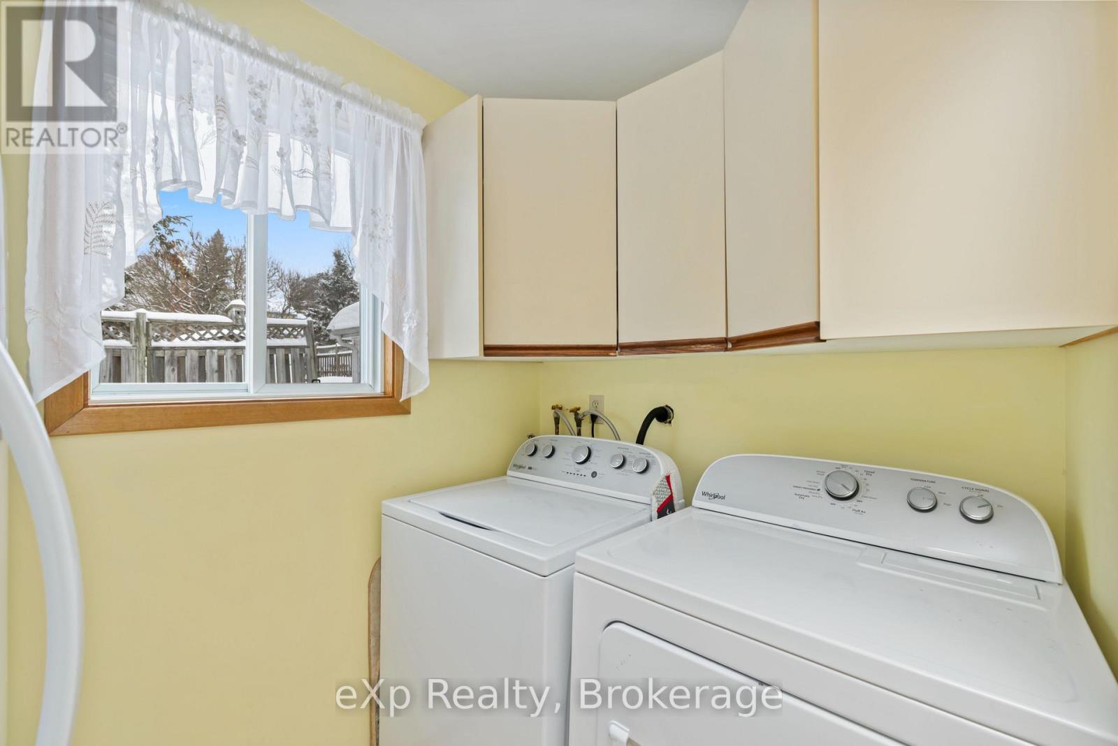 2 Henry Street, Mckellar, Ontario  P0G 1C0 - Photo 9 - X12680114