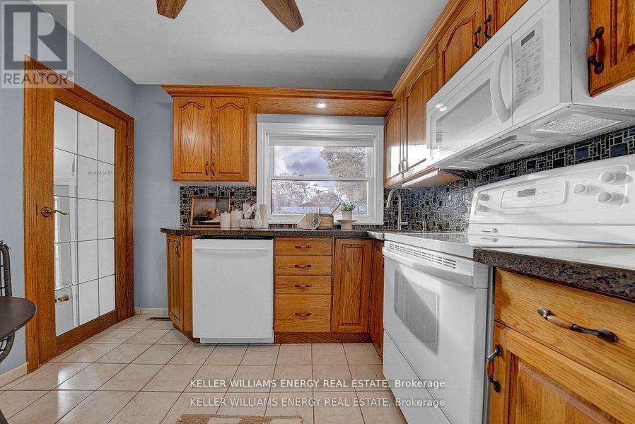 572 Rosmere Street, Oshawa, Ontario  L1J 5H7 - Photo 8 - E12680070