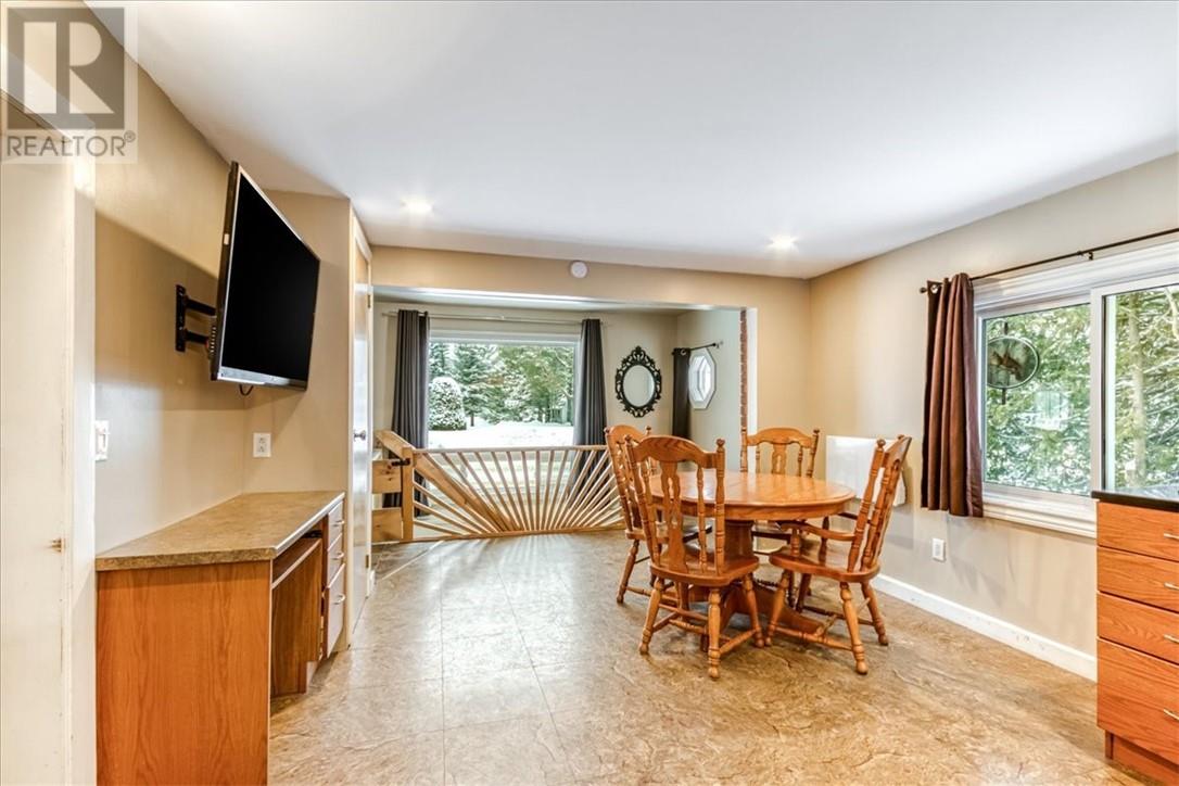 5202 551 Highway, Providence Bay, Ontario  P0P 1T0 - Photo 10 - 2126042