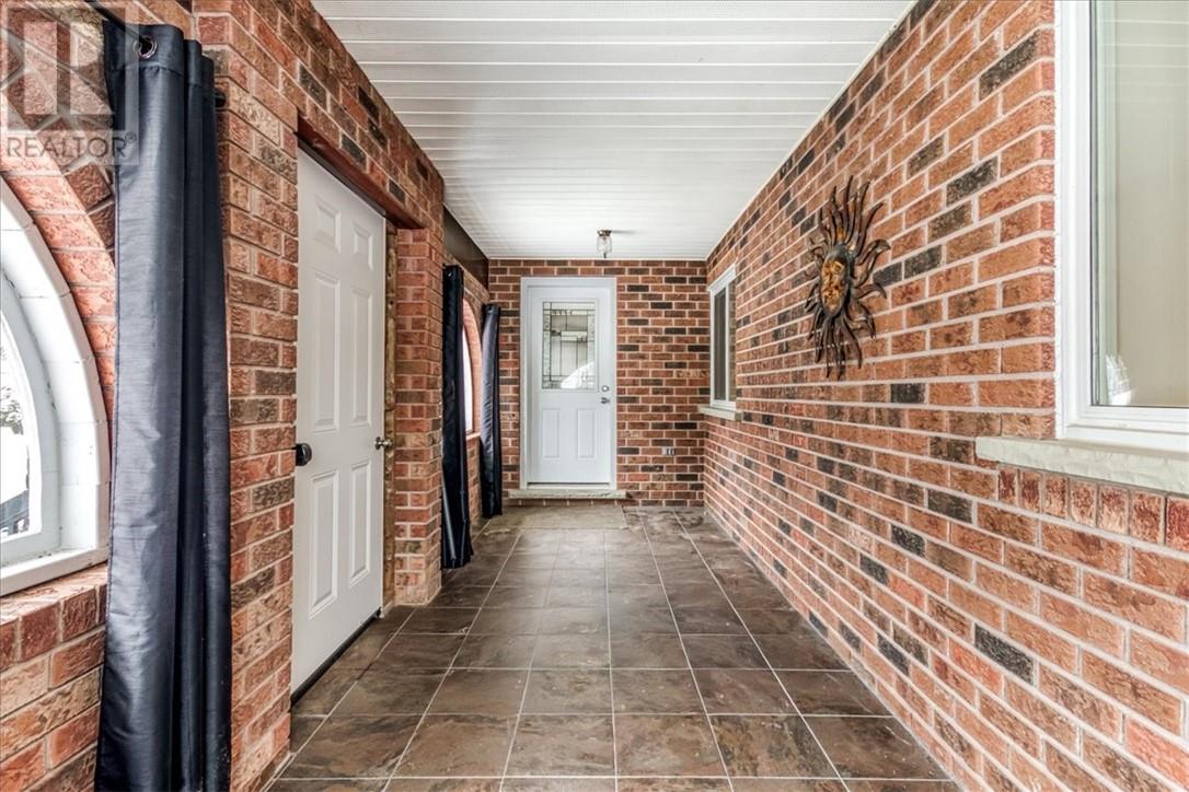 5202 551 Highway, Providence Bay, Ontario  P0P 1T0 - Photo 4 - 2126042