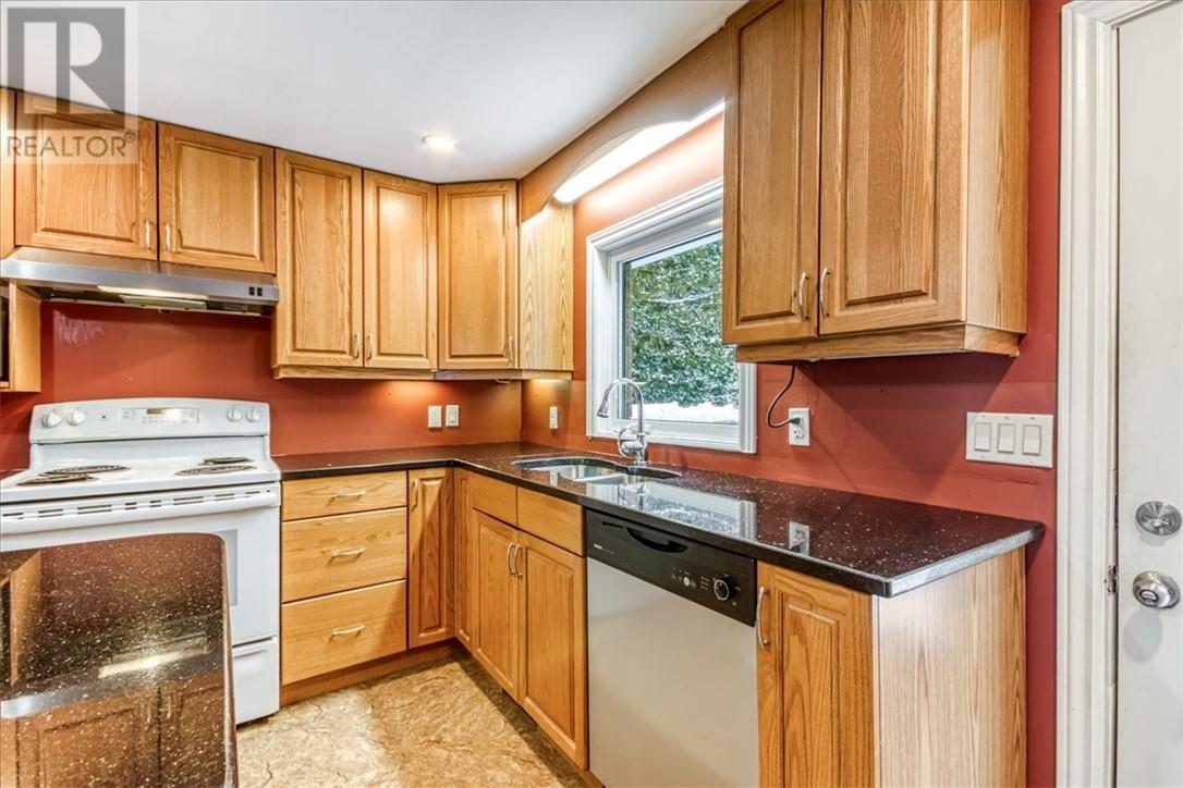 5202 551 Highway, Providence Bay, Ontario  P0P 1T0 - Photo 9 - 2126042