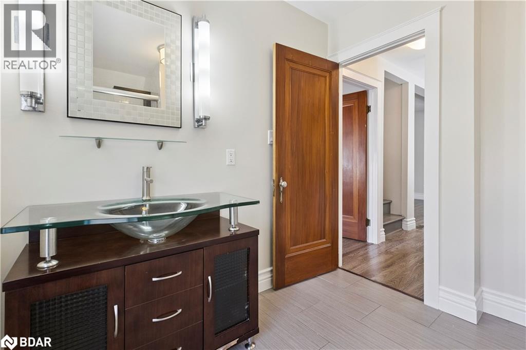 43 Eby Street S, Kitchener, Ontario  N2G 3K9 - Photo 18 - 40778726