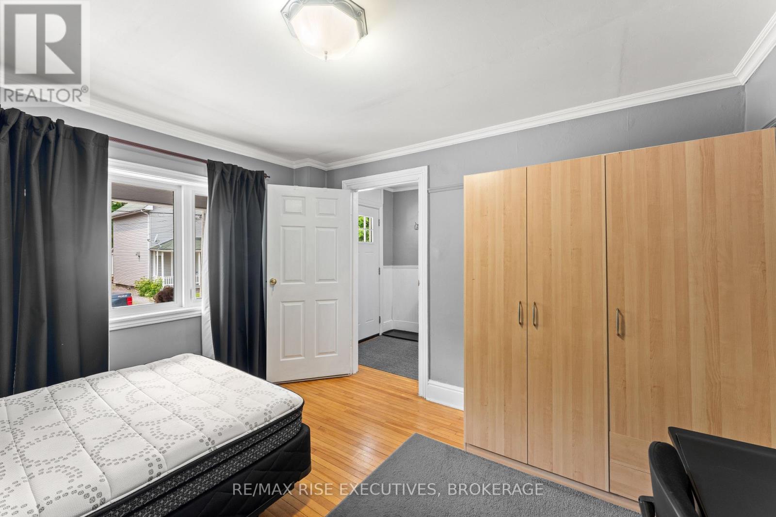 135 Nelson Street, Kingston, Ontario K7L 3W9 - Photo 7 - X12680026