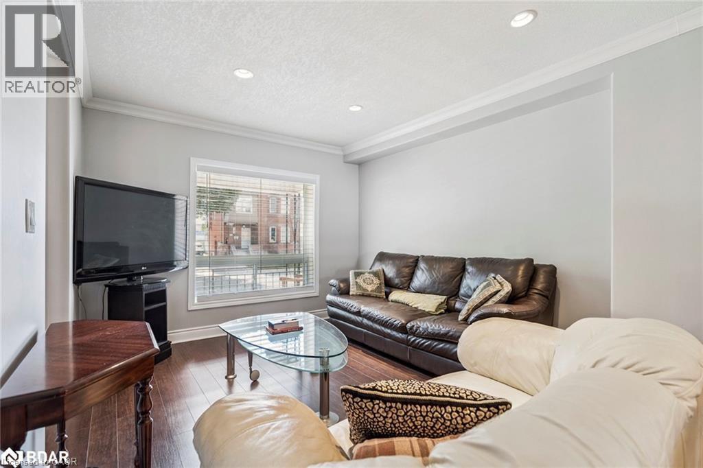 34 Cliff Avenue, Hamilton, Ontario  L8E 6A7 - Photo 5 - 40773794