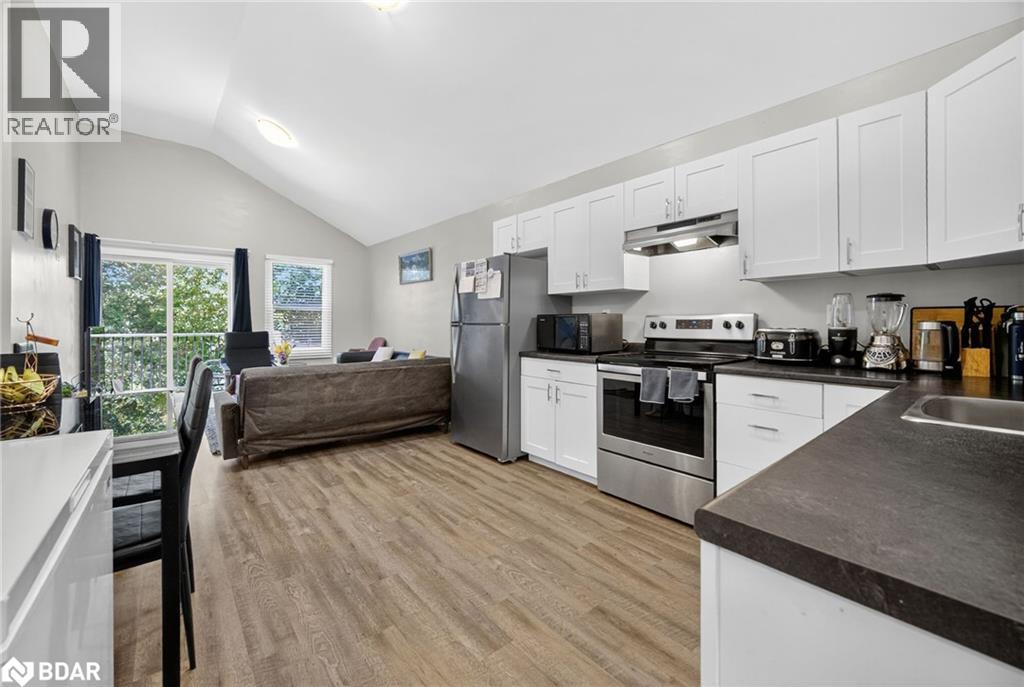 Photo 24 of 32 for 364 Beachwood Avenue