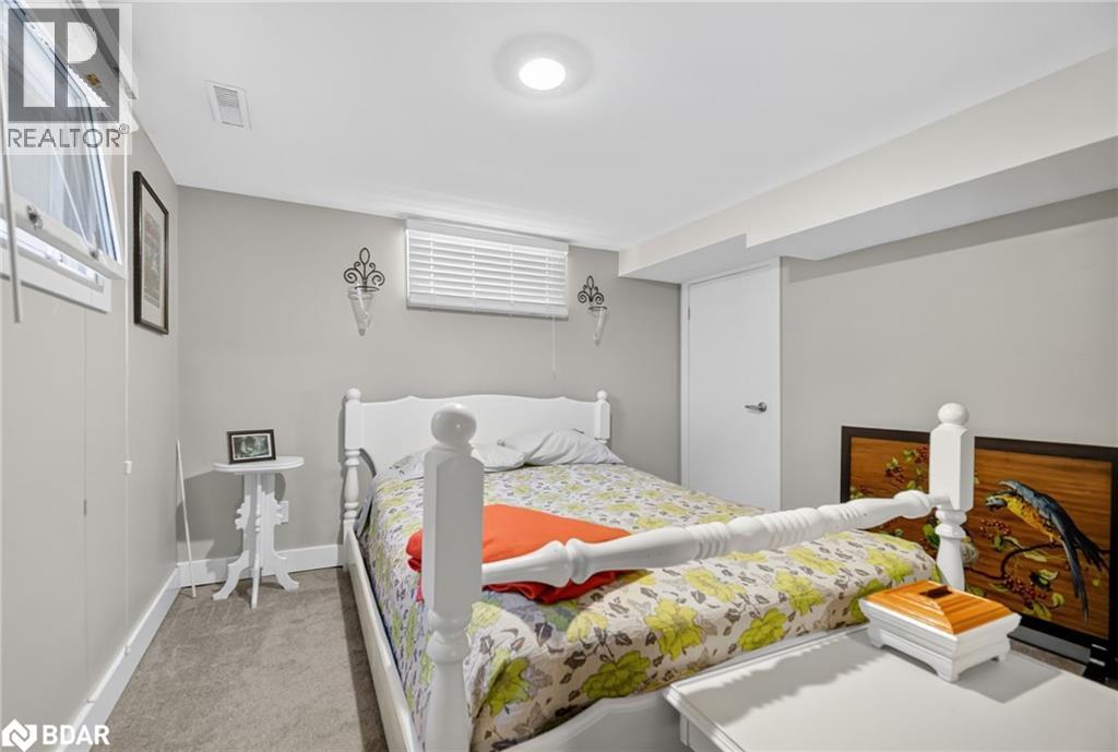 Photo 17 of 32 for 364 Beachwood Avenue