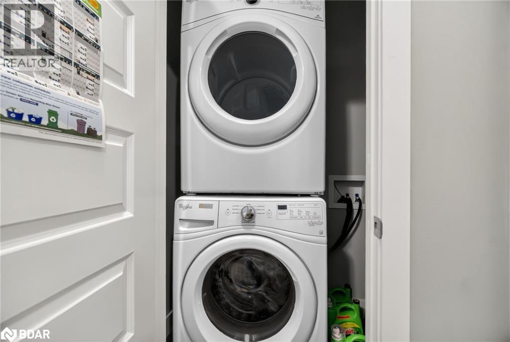 Photo 27 of 32 for 364 Beachwood Avenue