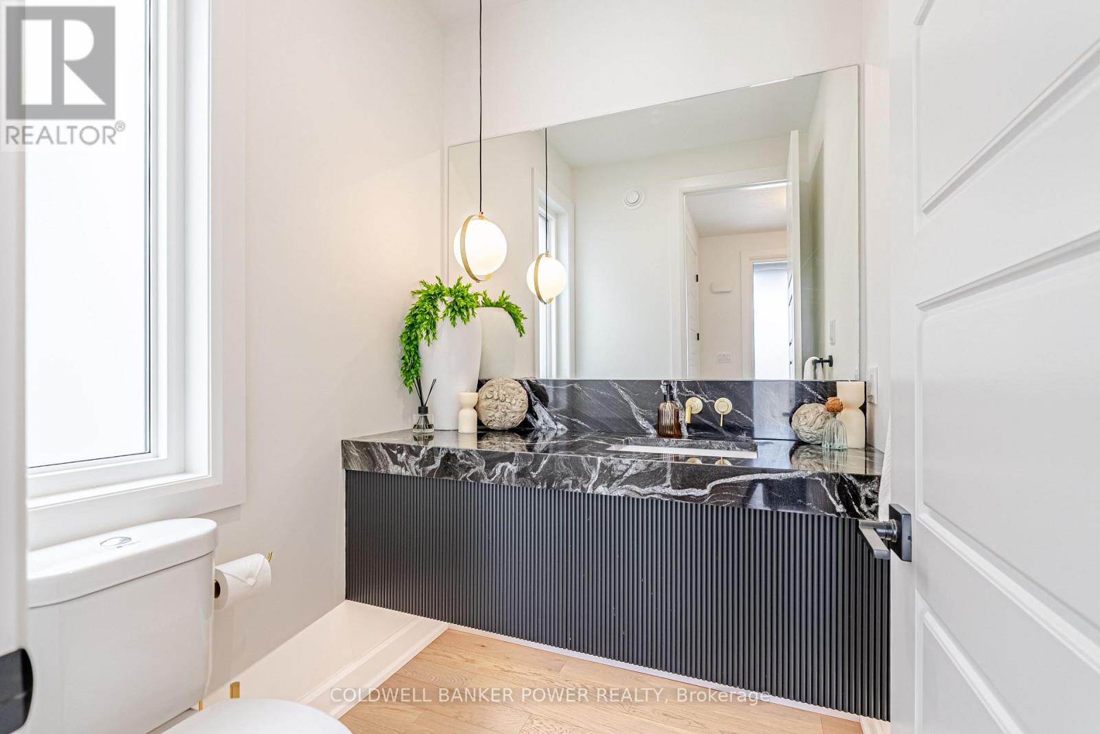 3162 Walsh Drive, London South, Ontario  N6P 0L4 - Photo 9 - X12680052