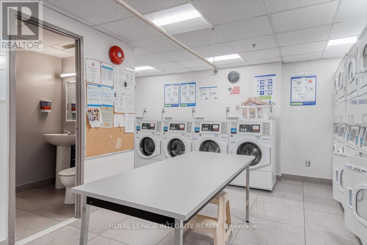 109 - 158a Mcarthur Avenue, Ottawa, Ontario  K1L 7E7 - Photo 31 - X12680008