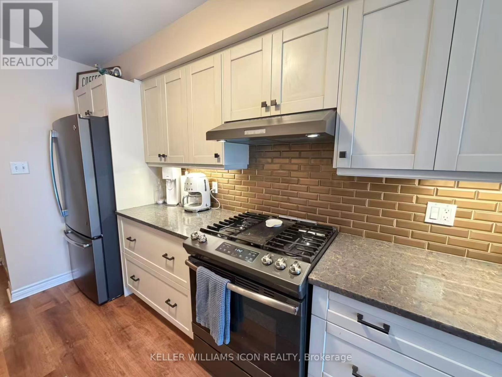 88 Hawktree Ridge, Ottawa, Ontario  K2J 5N3 - Photo 12 - X12680090