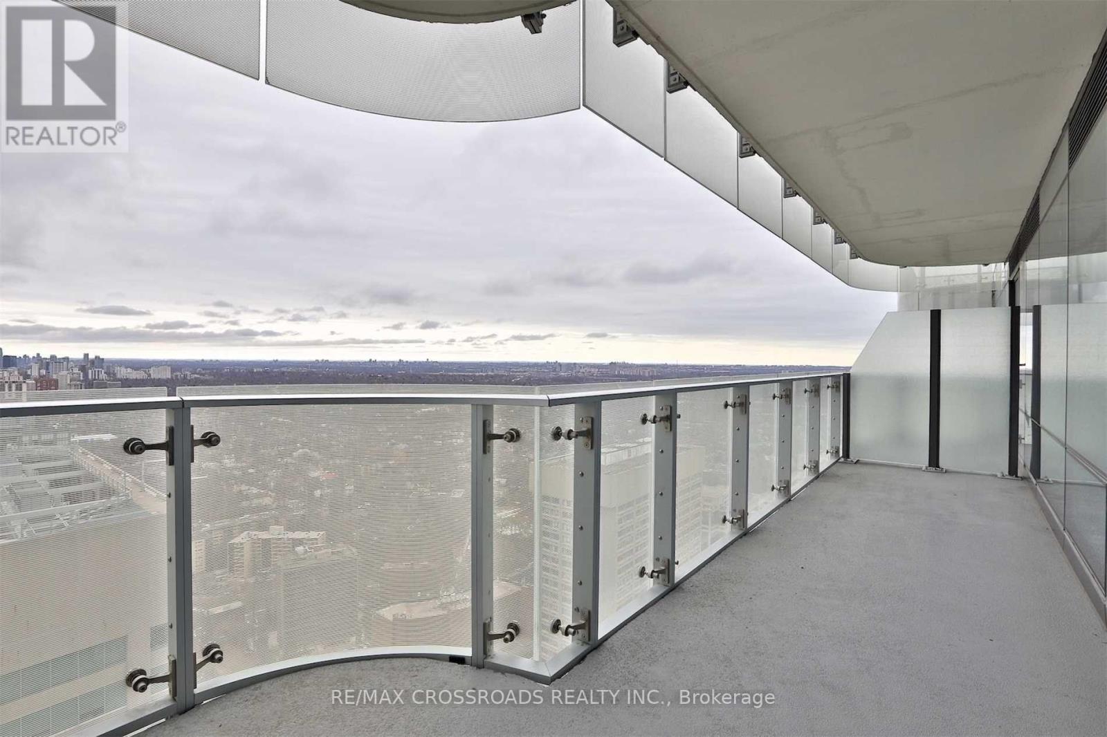 5010 - 1 Bloor Street E, Toronto, Ontario  M4W 1A9 - Photo 18 - C12487287