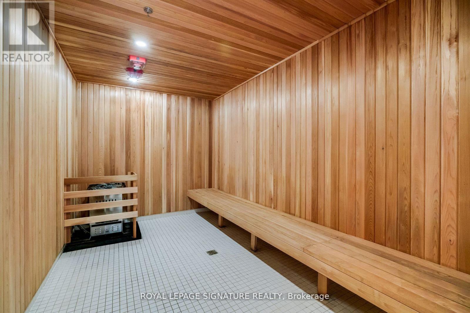 1705 - 50 O'neill Road, Toronto, Ontario  M3C 0H1 - Photo 16 - C12645866