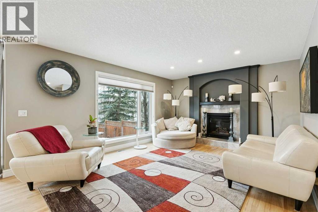 810 Wentworth Place Sw, Calgary, Alberta  T3H 4P1 - Photo 4 - A2277691