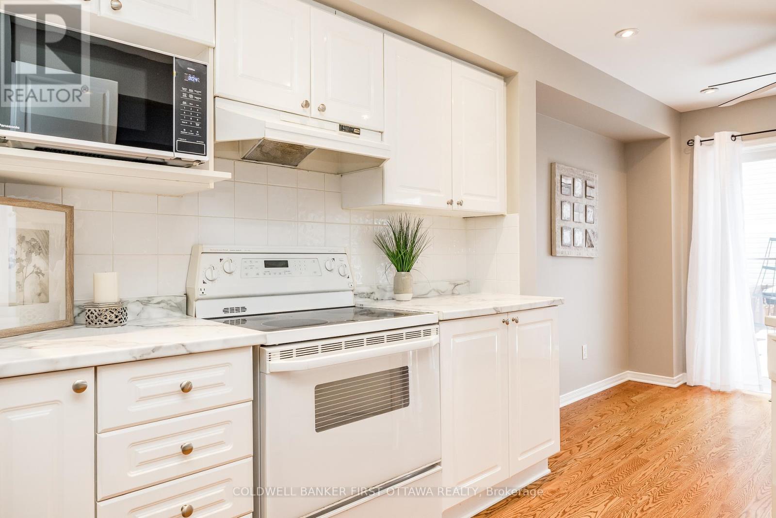 92 Deerfox Drive, Ottawa, Ontario  K2J 4W9 - Photo 17 - X12530228