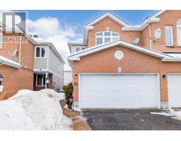 92 DEERFOX DRIVE, Ottawa, Ontario