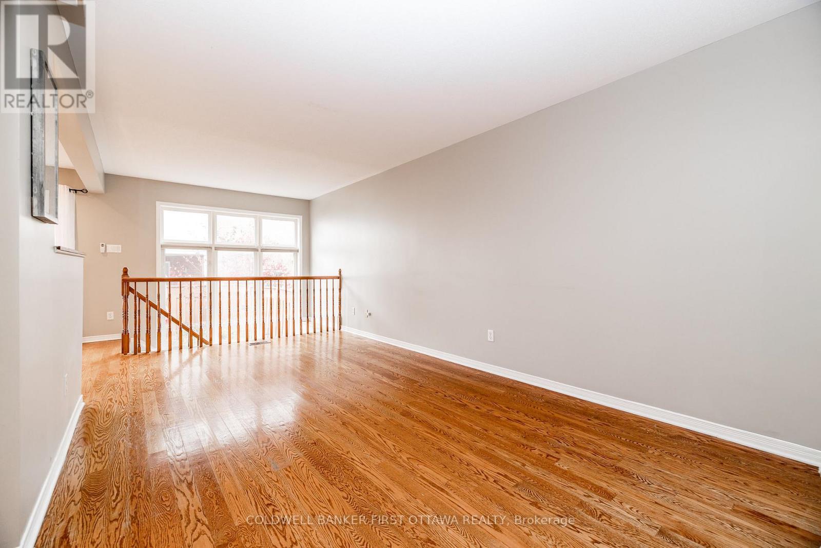 92 Deerfox Drive, Ottawa, Ontario  K2J 4W9 - Photo 9 - X12530228