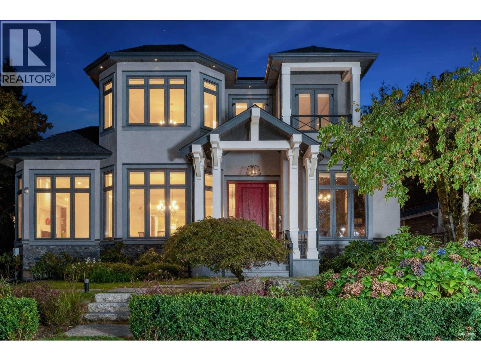 2328 MCBAIN AVENUE, Vancouver, British Columbia