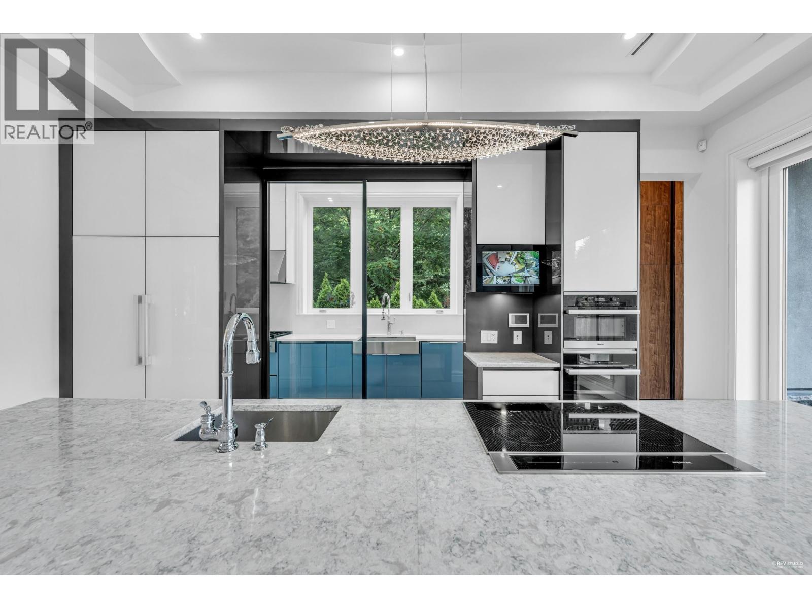 2328 Mcbain Avenue, Vancouver, British Columbia  V6L 2C4 - Photo 10 - R3077714