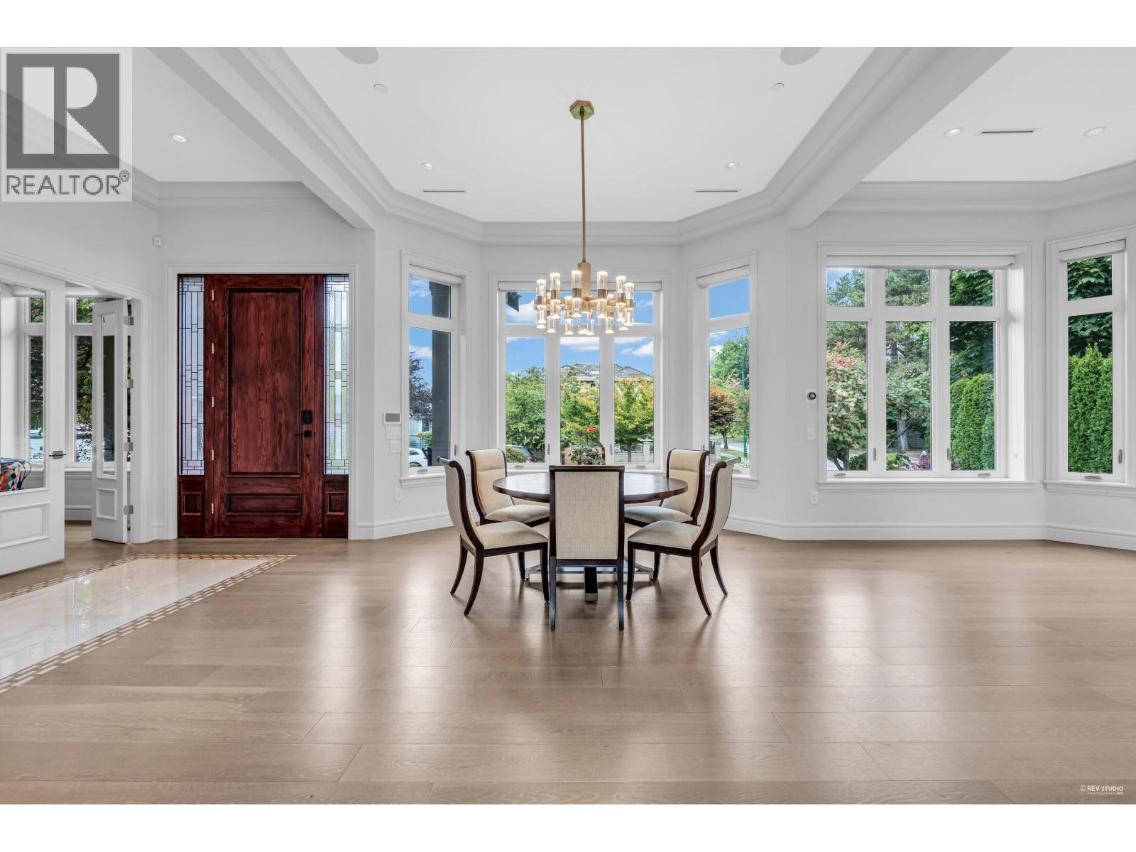 2328 Mcbain Avenue, Vancouver, British Columbia  V6L 2C4 - Photo 3 - R3077714