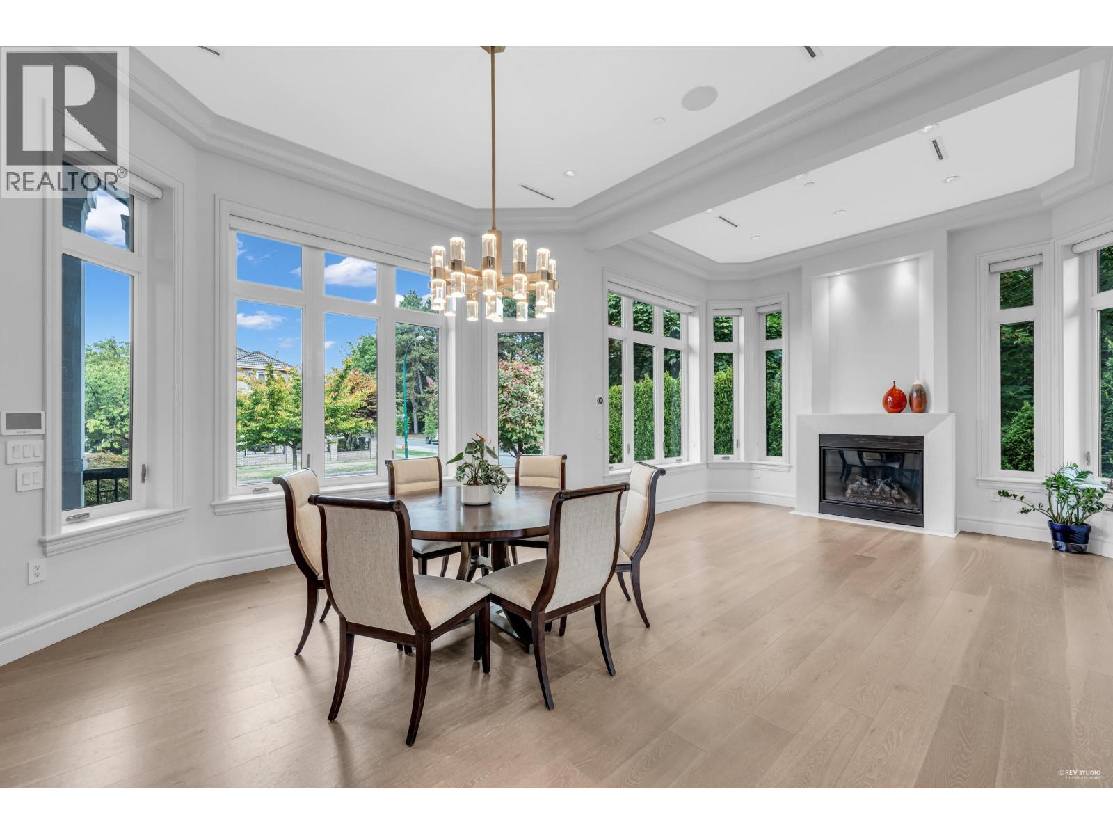 2328 Mcbain Avenue, Vancouver, British Columbia  V6L 2C4 - Photo 4 - R3077714