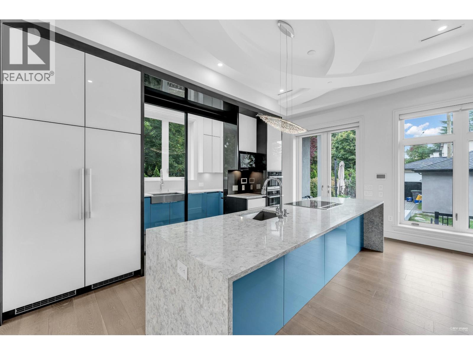 2328 Mcbain Avenue, Vancouver, British Columbia  V6L 2C4 - Photo 8 - R3077714