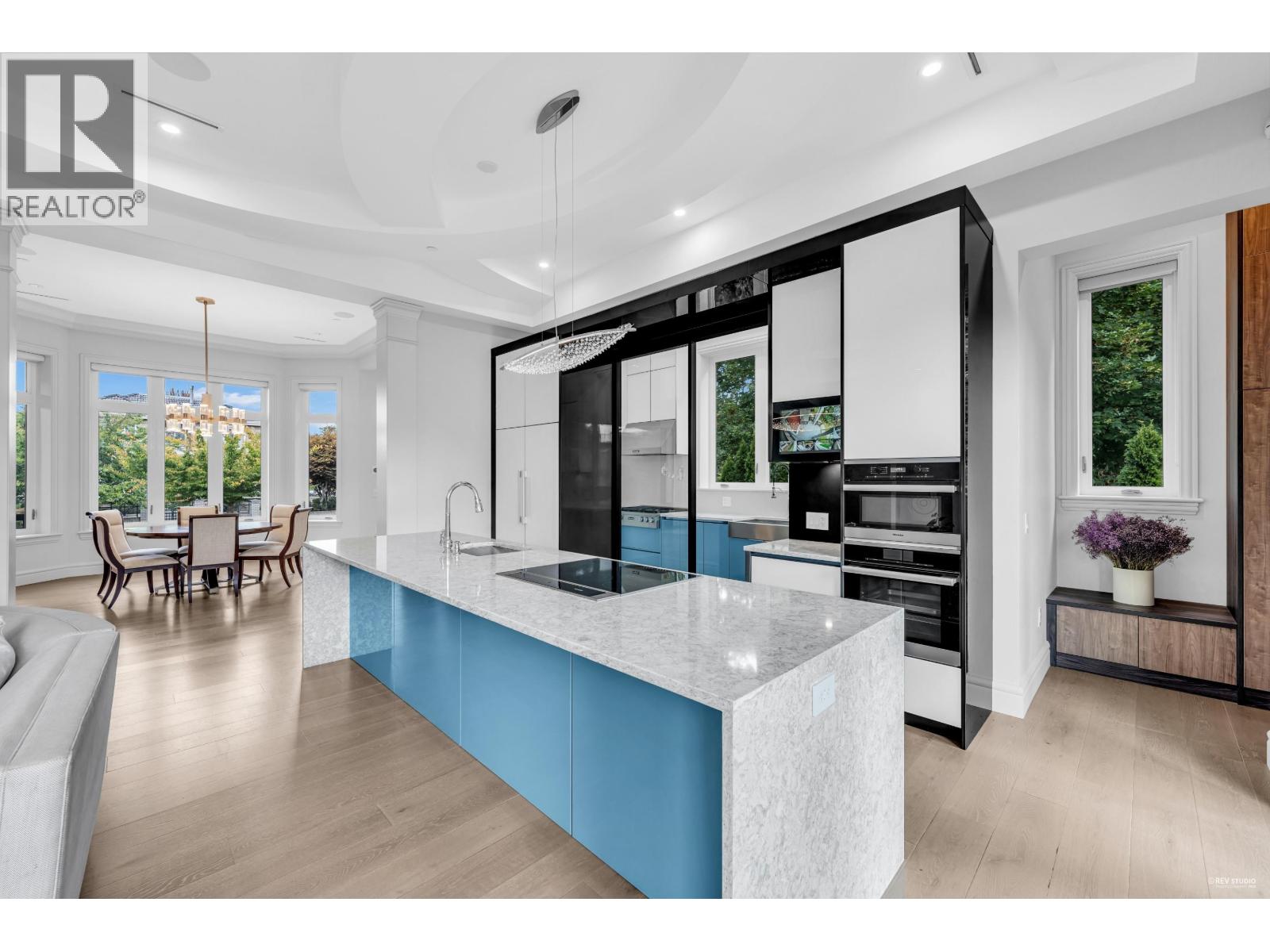 2328 Mcbain Avenue, Vancouver, British Columbia  V6L 2C4 - Photo 9 - R3077714