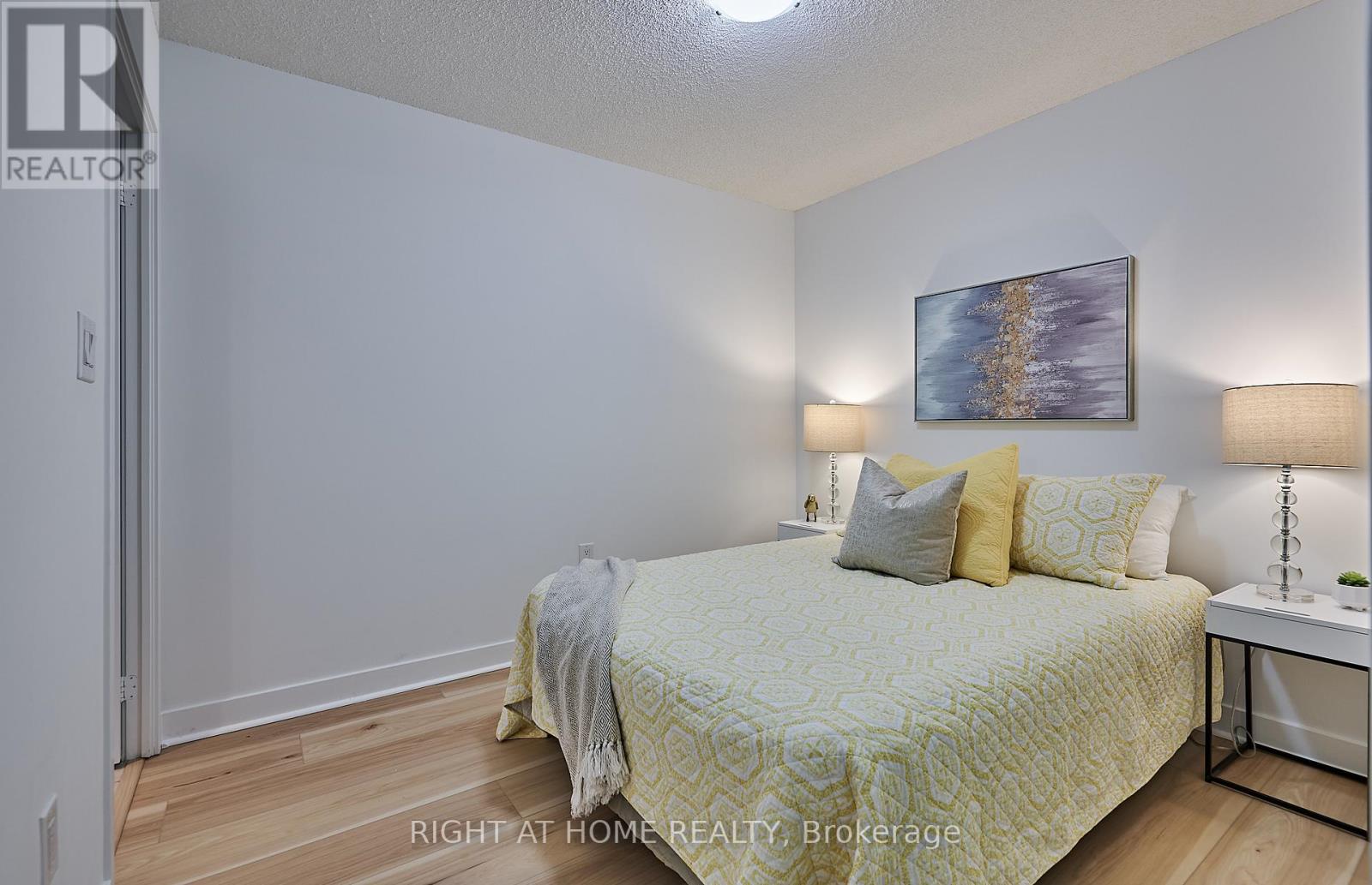 323 - 4k Spadina Avenue, Toronto, Ontario  M5V 3Y9 - Photo 14 - C12675668