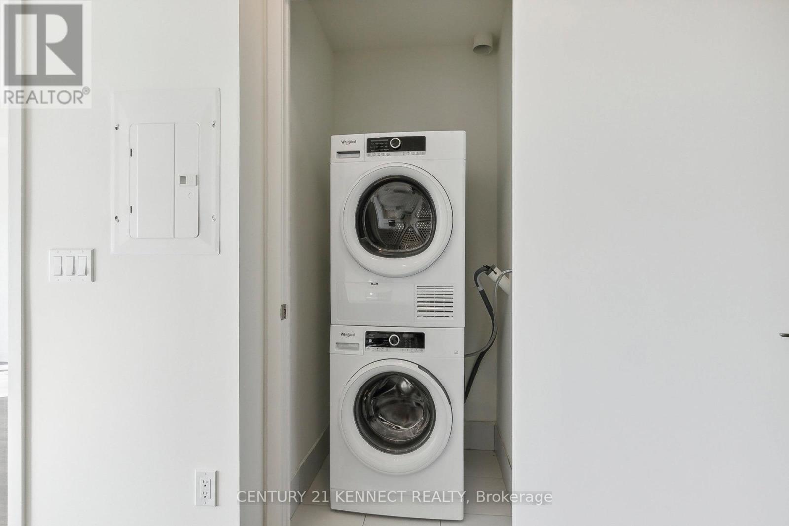 931 - 2 David Eyer Road, Richmond Hill, Ontario  L4S 0N5 - Photo 22 - N12680104