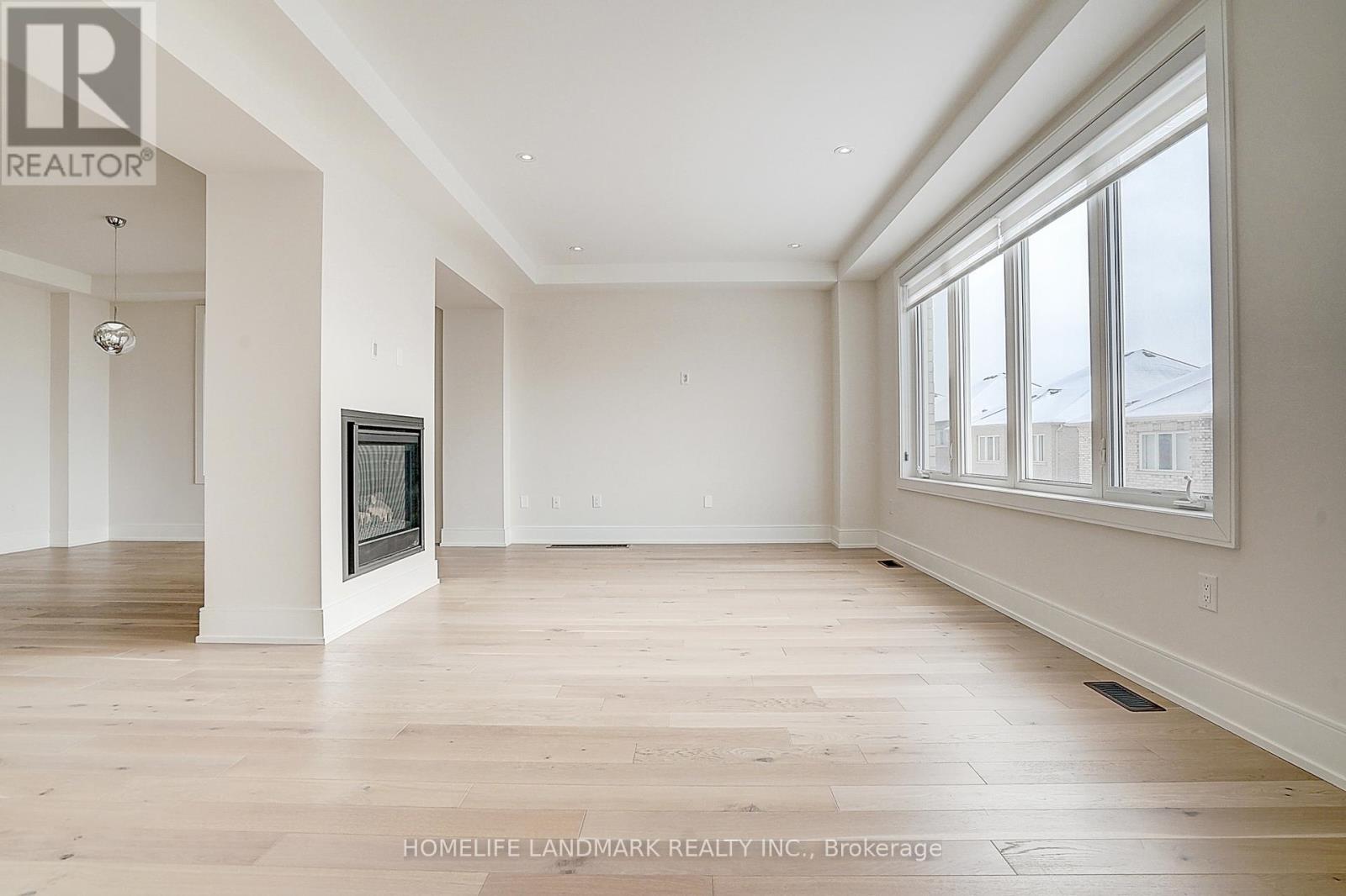 106 Angus Morton Crescent, East Gwillimbury, Ontario  L9N 1S4 - Photo 10 - N12680116