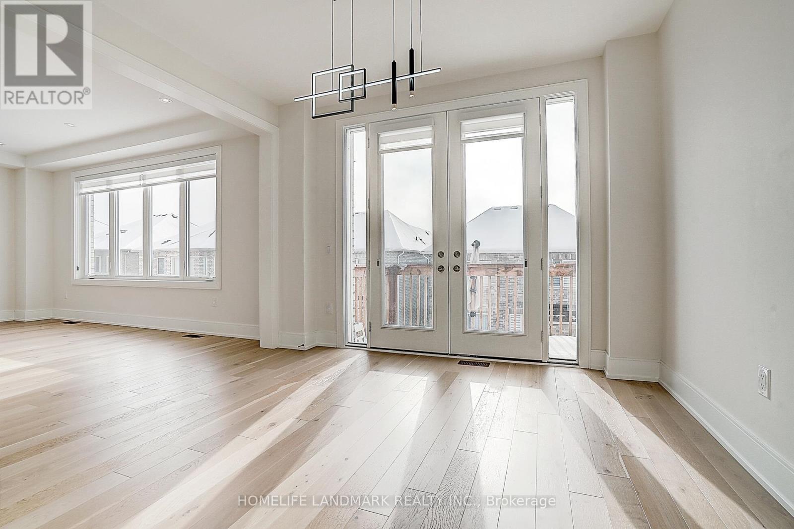 106 Angus Morton Crescent, East Gwillimbury, Ontario  L9N 1S4 - Photo 25 - N12680116