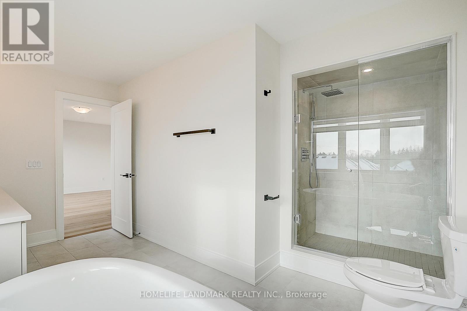 106 Angus Morton Crescent, East Gwillimbury, Ontario  L9N 1S4 - Photo 34 - N12680116